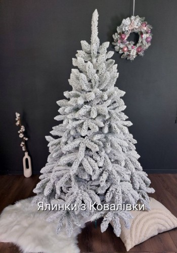 ЯЛИНКА ВІКТОРІЯ ЗАСНІЖЕНА 1,50 м